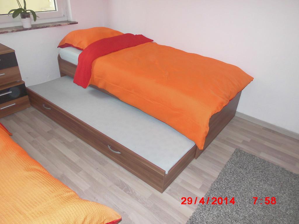 Frankfurt Airport & Fair Apartment Kelsterbach Exterior photo